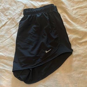 Dry-Fit Nike Shorts XL